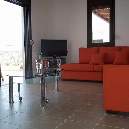 3 Bed In Village Lardos