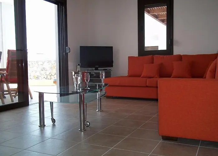 3 Bed In Village Lardos